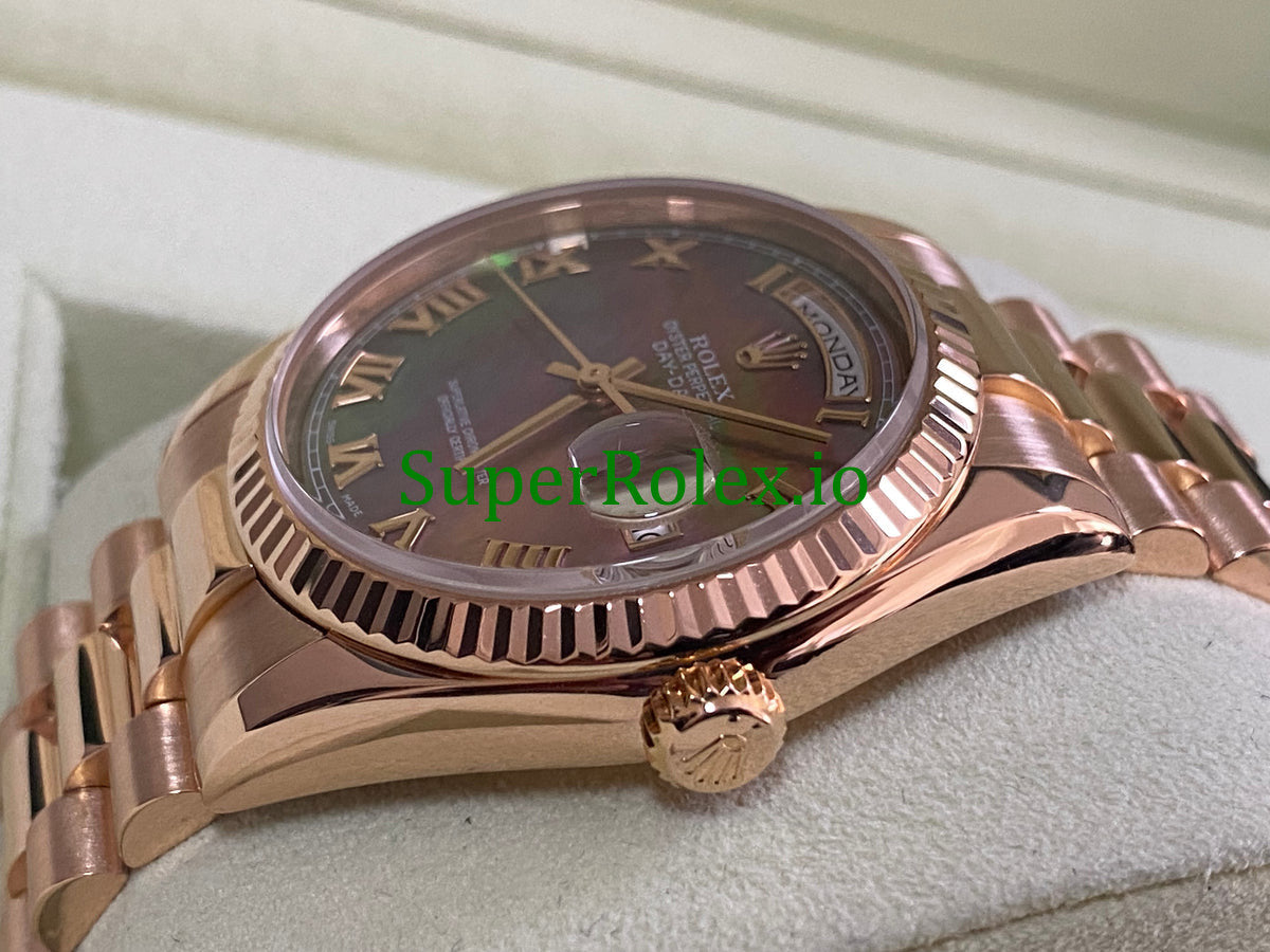 Rolex Day-Date 36MM Everose Gold Tahitian Mother of Pearl Roman Dial Ref.118235