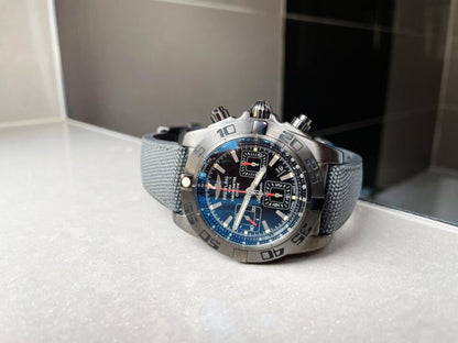 GF Factory 1:1 Breitling Chronomat 44mm Blacksteel Special Edition Black Dial A7750