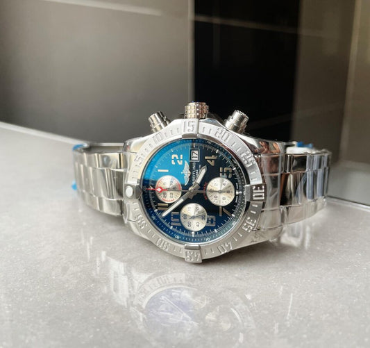 GF Factory 1:1 Breitling Avenger II Chronograph 43mm SS Best Edition Gray/White Dial  A7750